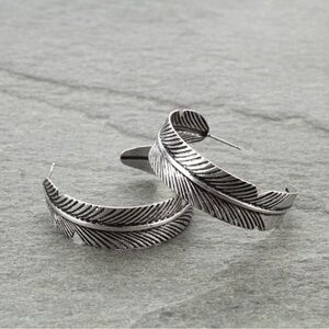Large Etched Feather Hoop Earrings – Antiqued Silver Western Boho